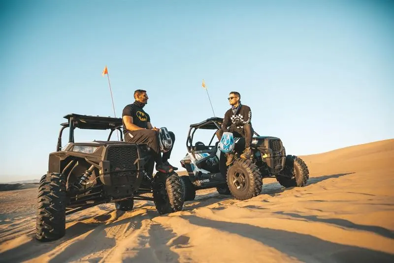 Buggy al tramonto nell'Erg Chebbi