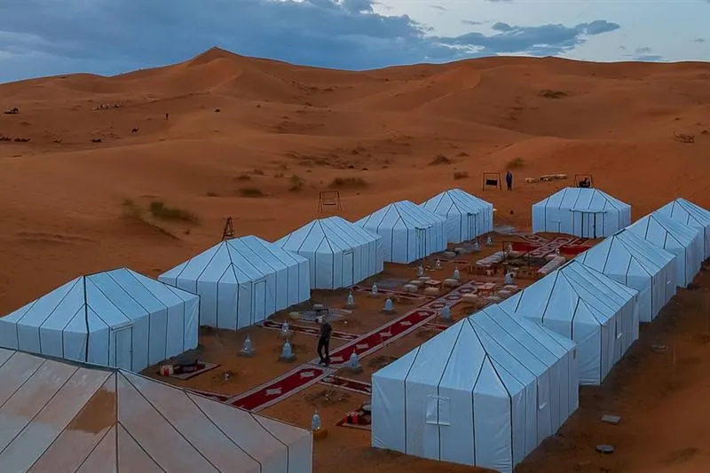Quad, dromedario e campo di lusso: la combo di Merzouga