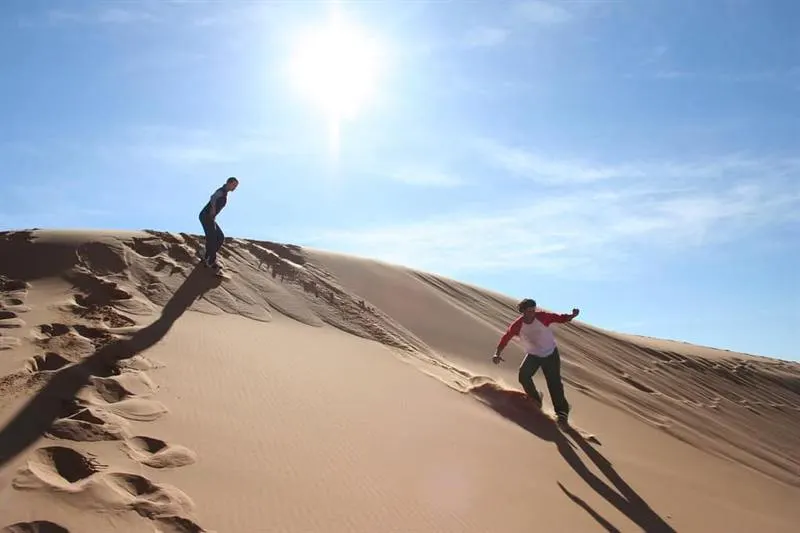 Avventura di sandboard a Merzouga